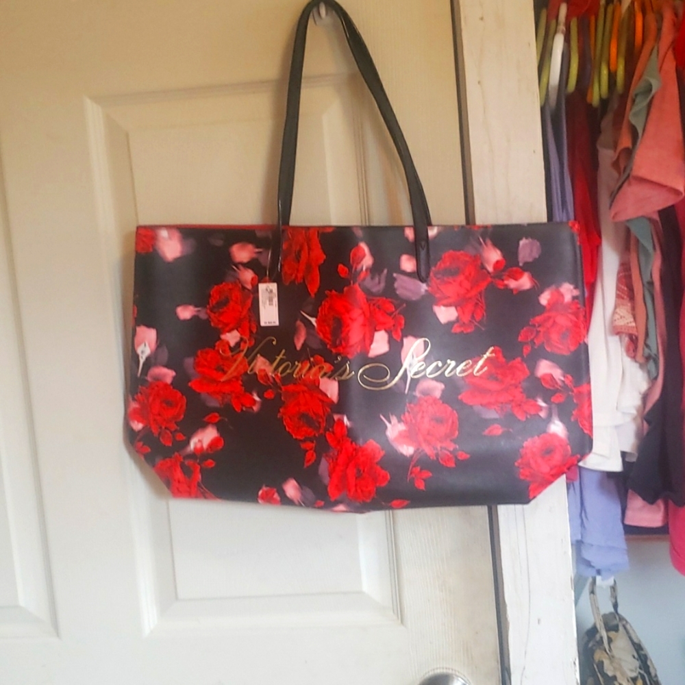 FINAL DROP $ VICTORIA SECRET bag - red roses